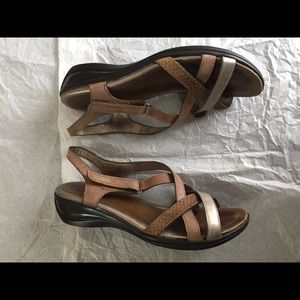 Ecco Women’s wedge sandals